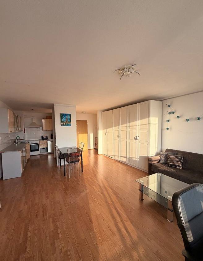 4-izbový byt, Bratislava/Nové Mesto, ulica Nová Rožňavská