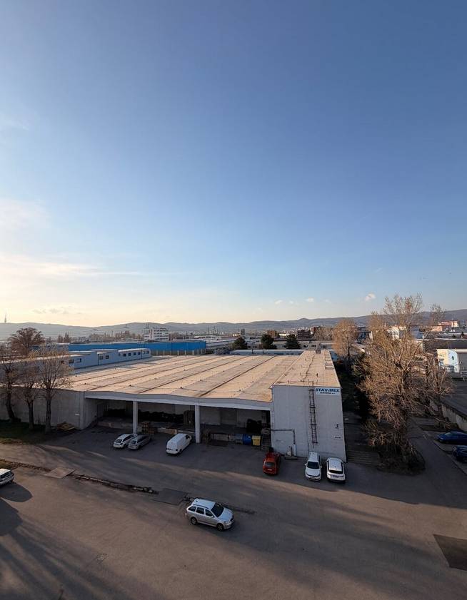 4-izbový byt, Bratislava/Nové Mesto, ulica Nová Rožňavská