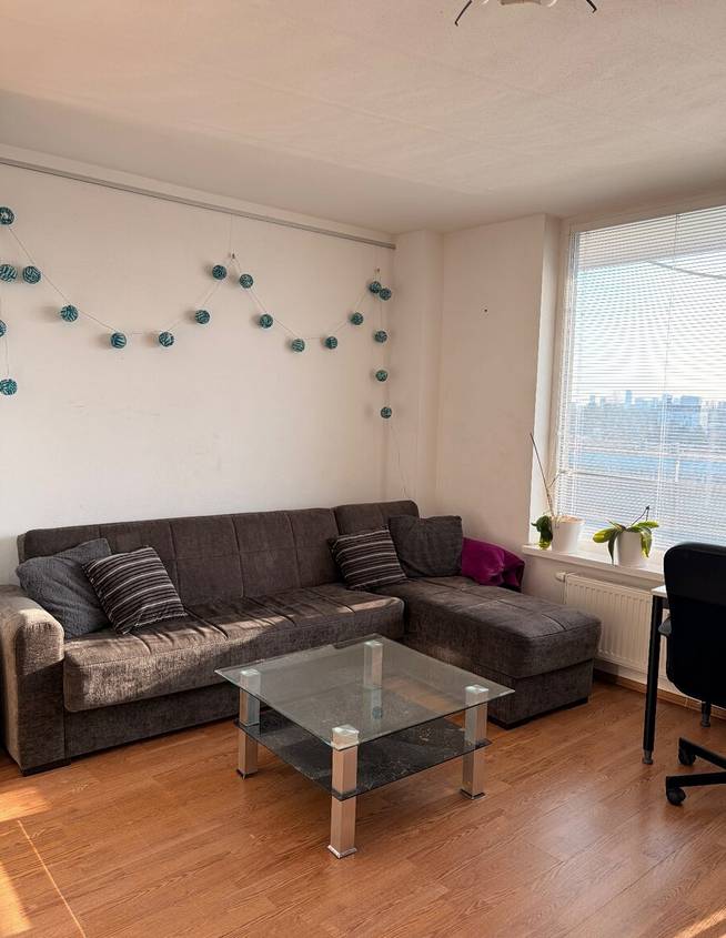 4-izbový byt, Bratislava/Nové Mesto, ulica Nová Rožňavská