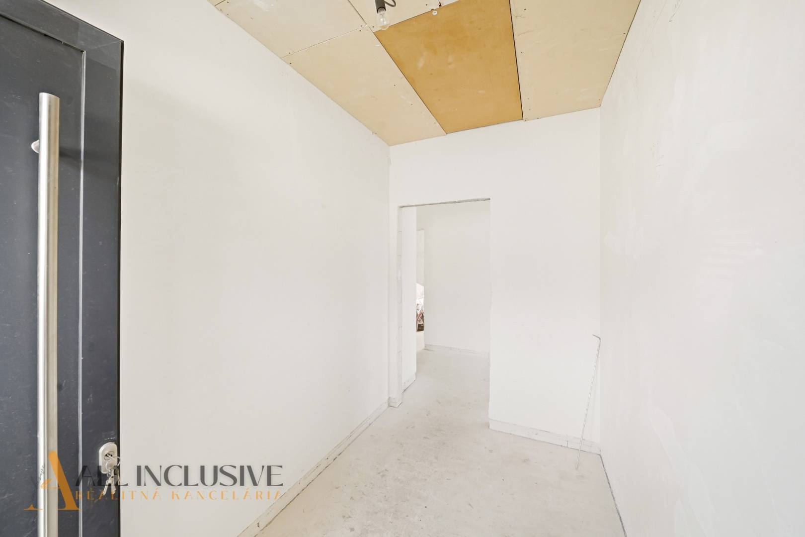 External property image