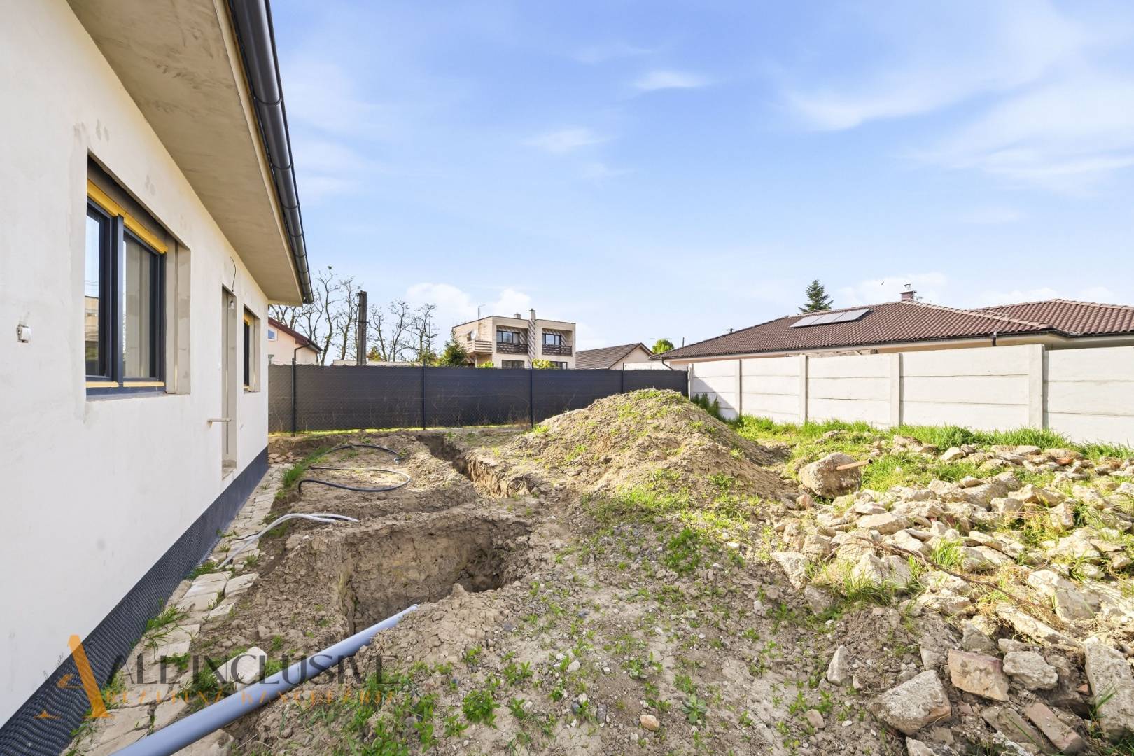 External property image