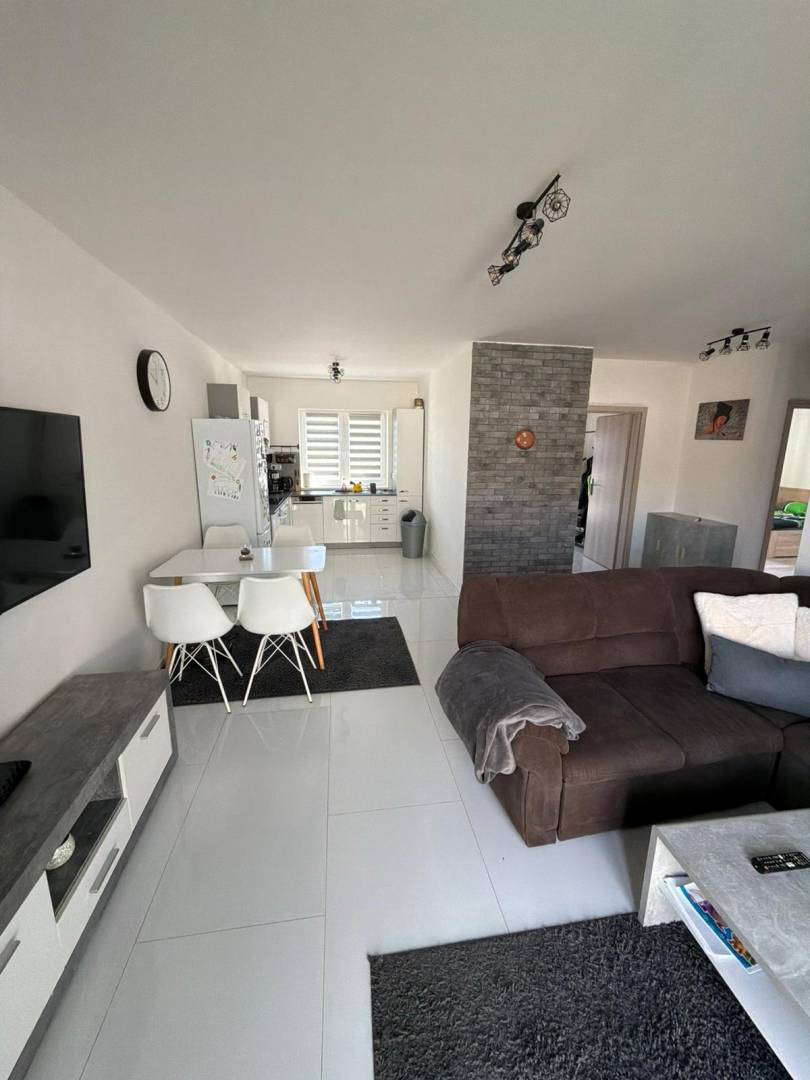 External property image