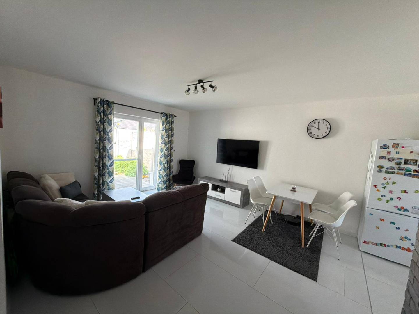 External property image