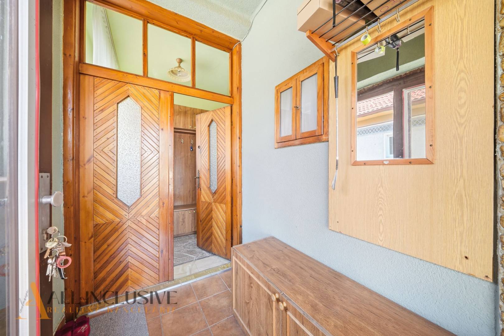 External property image