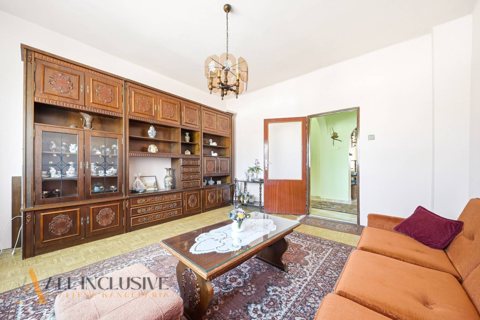 External property image