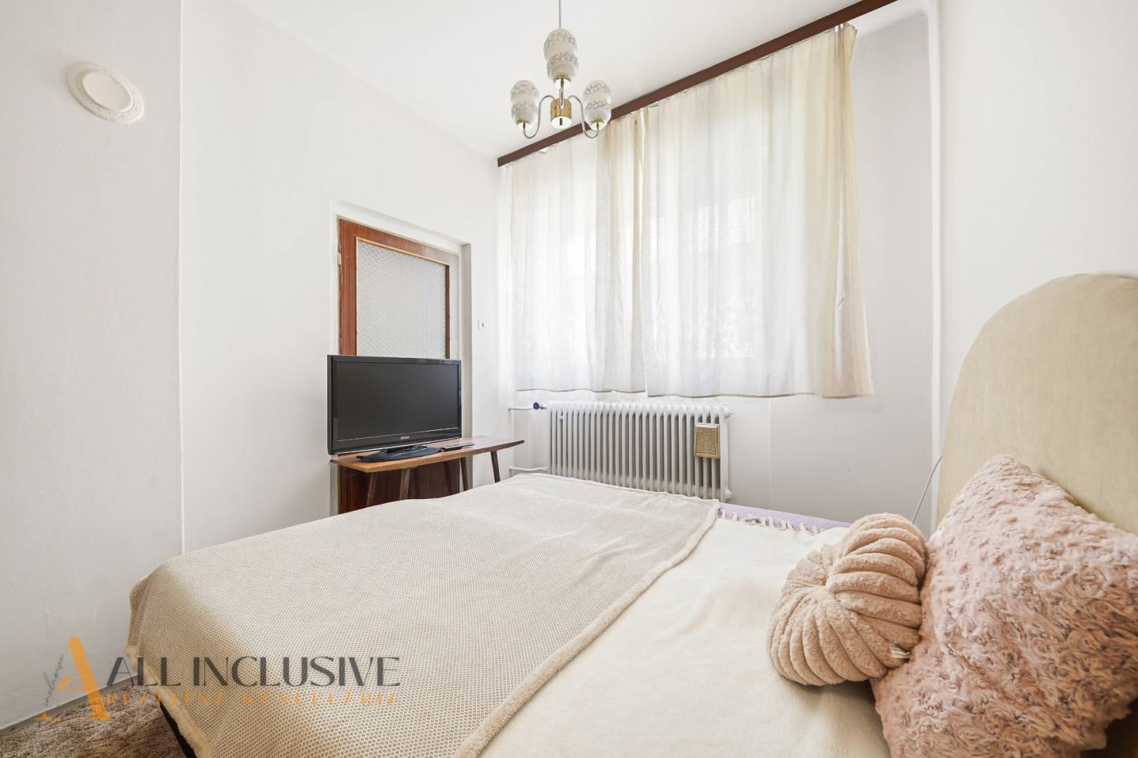 External property image