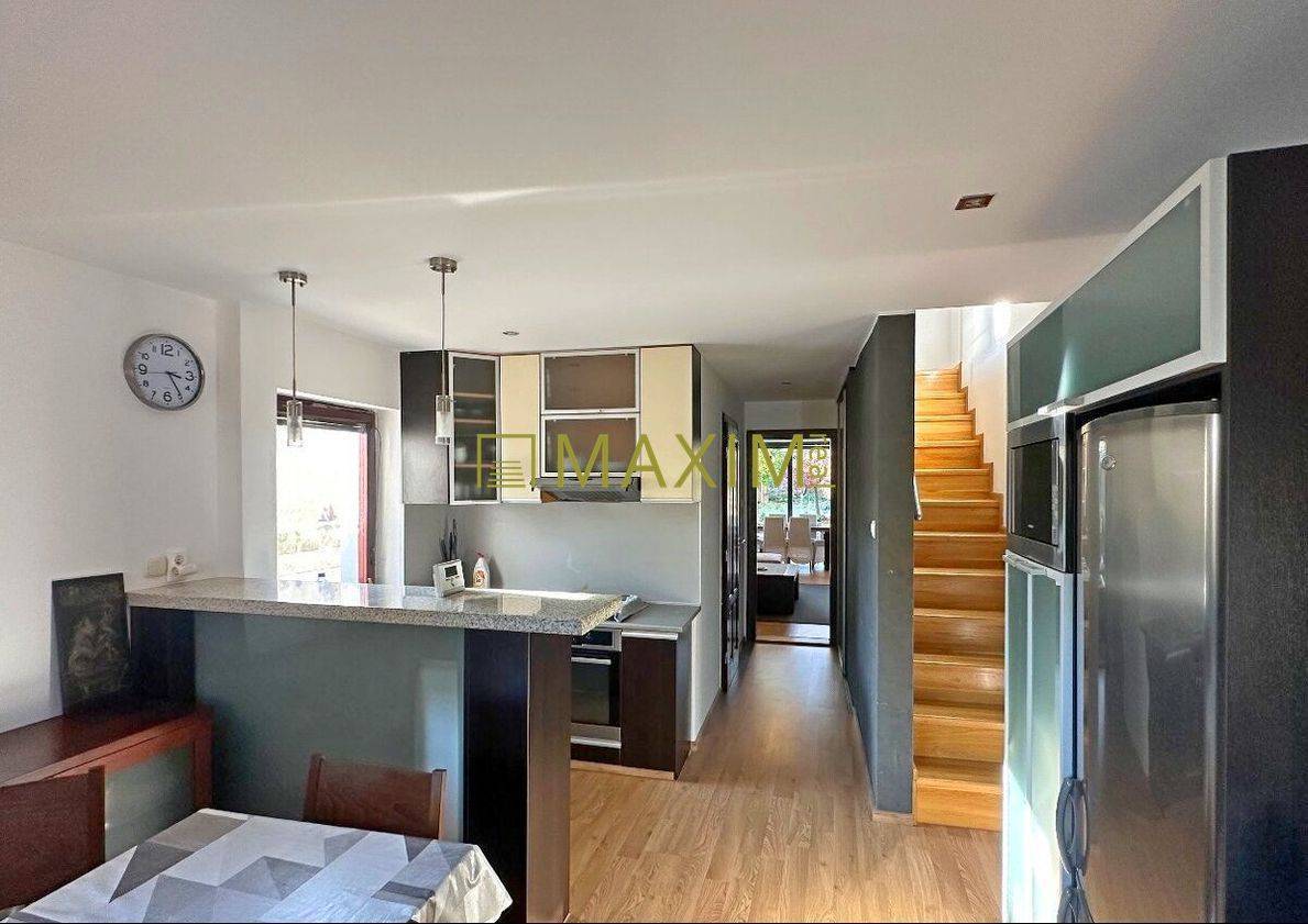 TOP: Útulný 3-izbový rodinný dom vo vyhľadávanej lokalite Dúbravka, BA