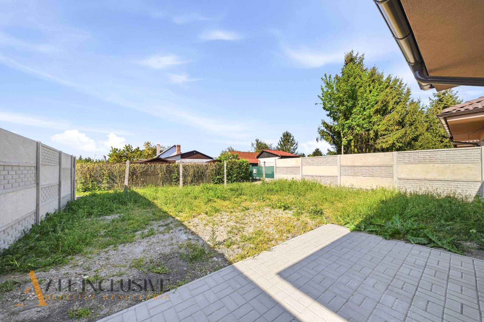 External property image