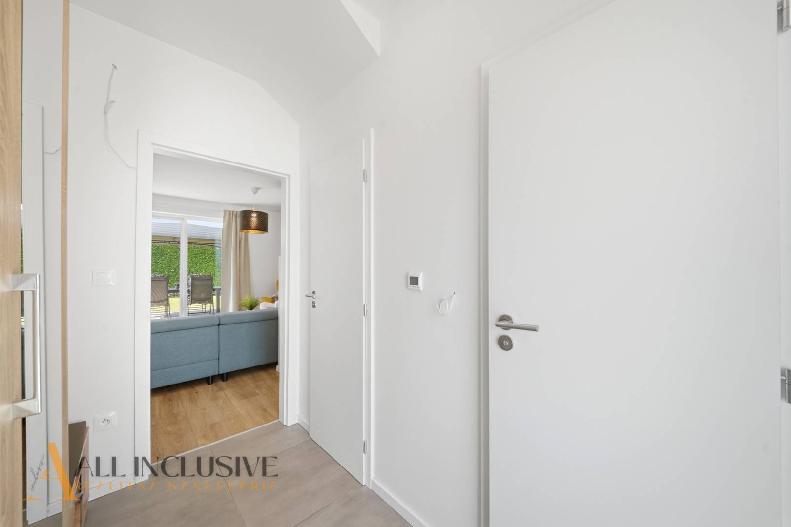 External property image