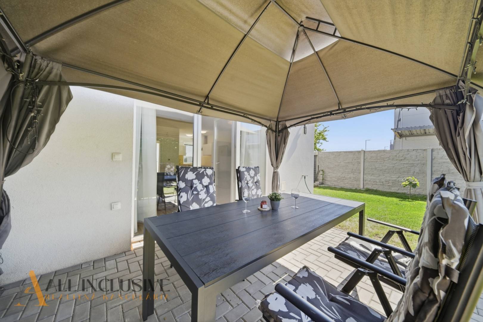 External property image