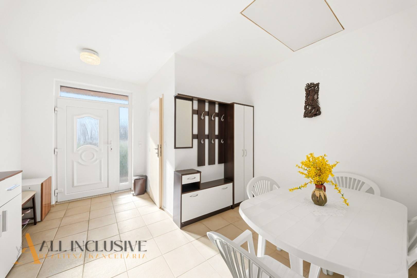 External property image