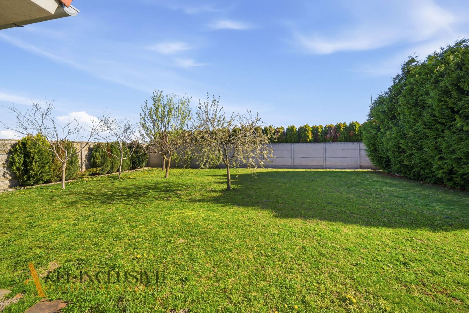 External property image