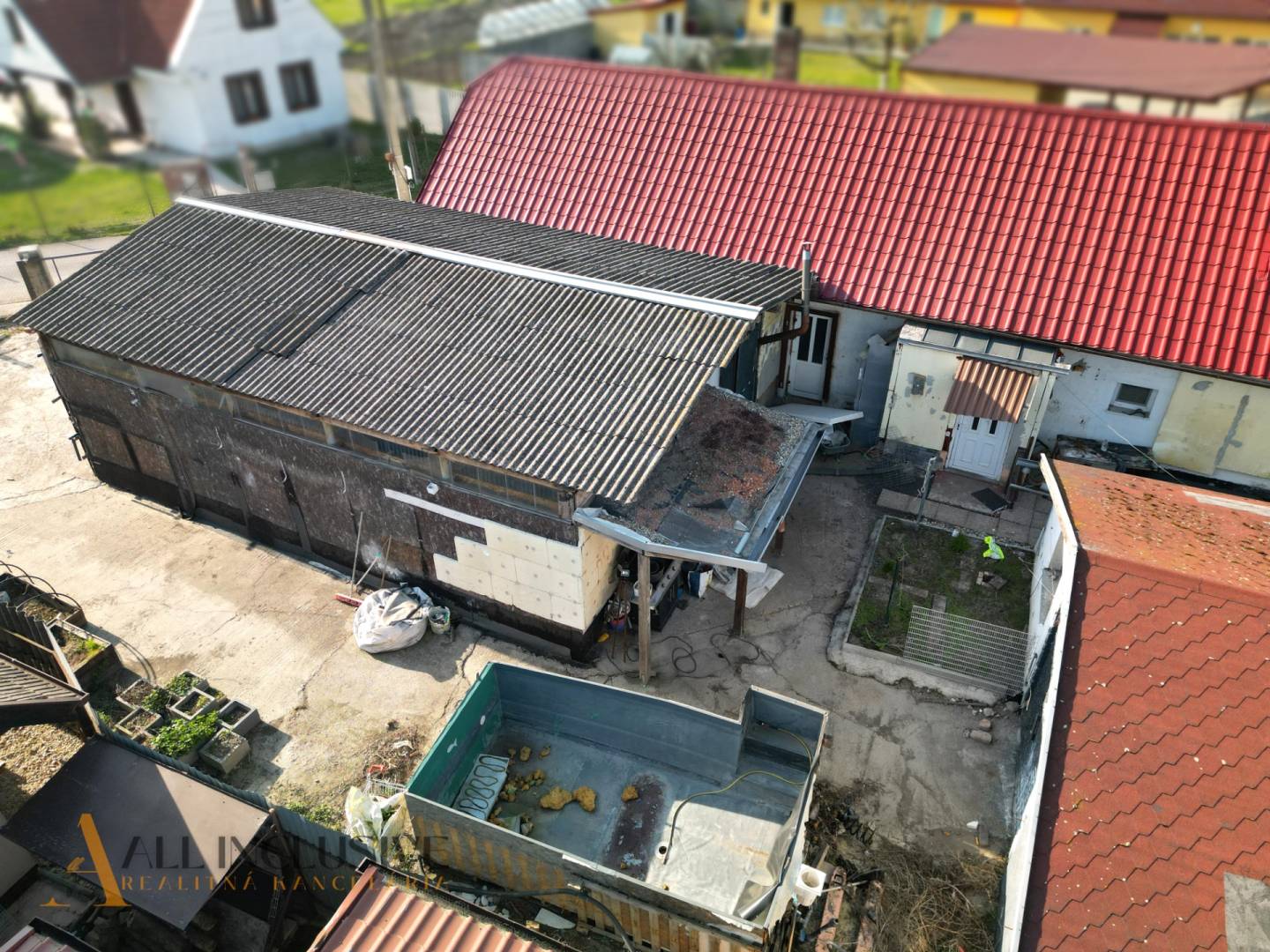 External property image