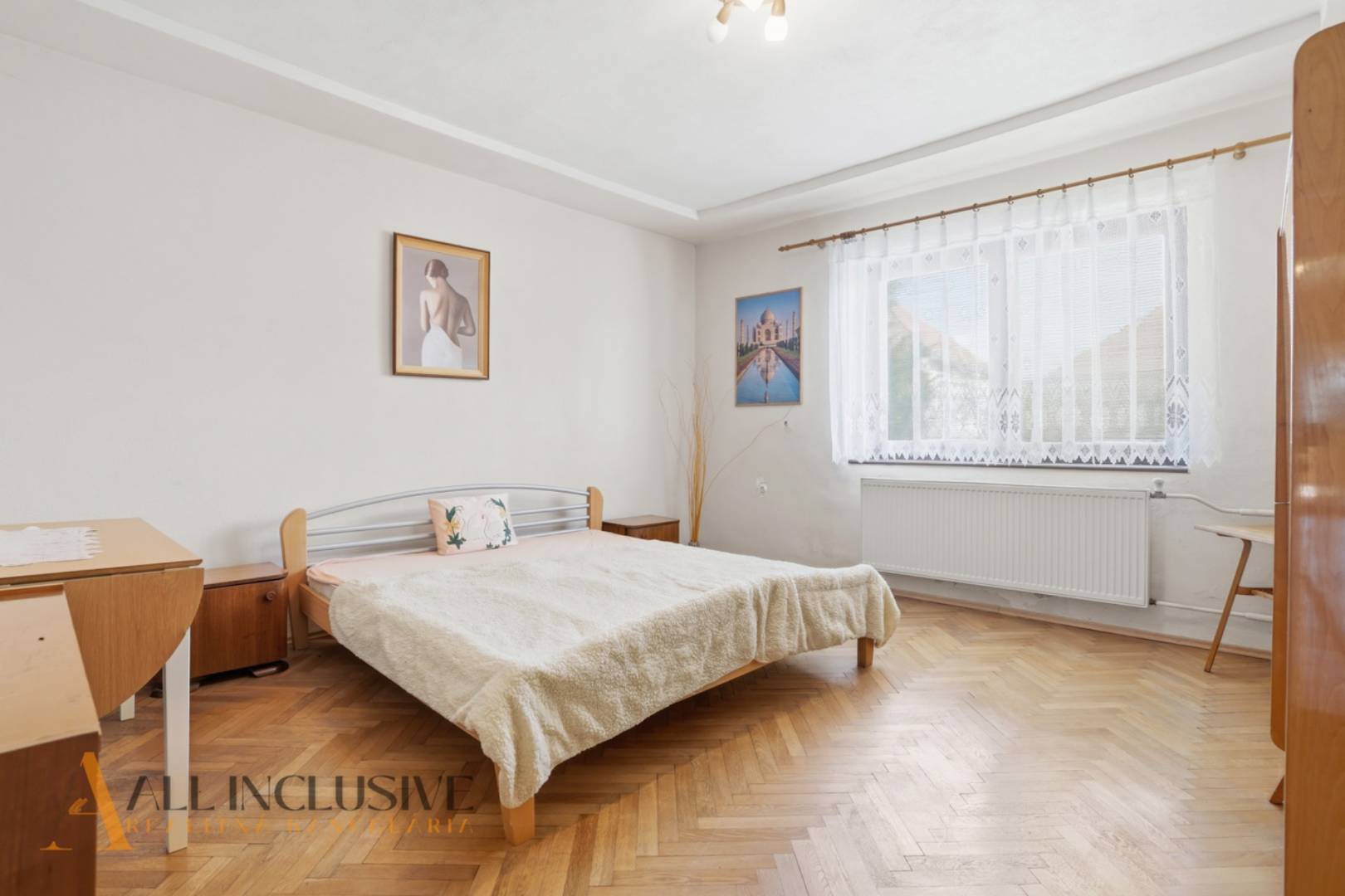 External property image