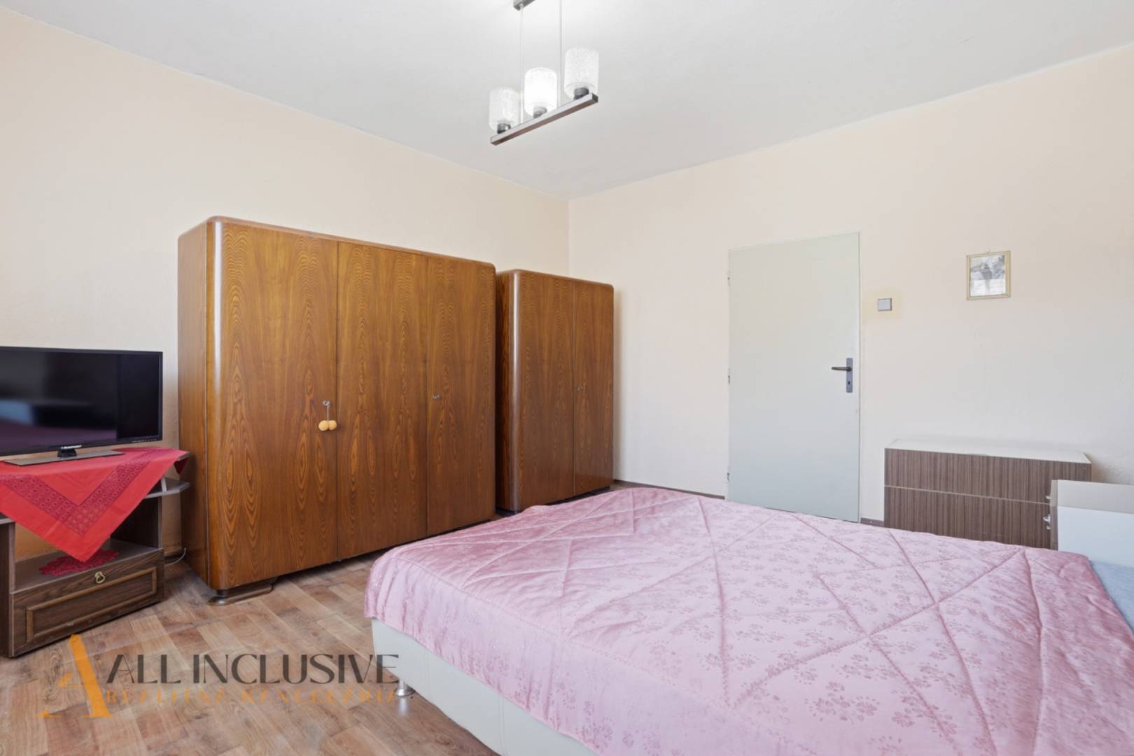 External property image