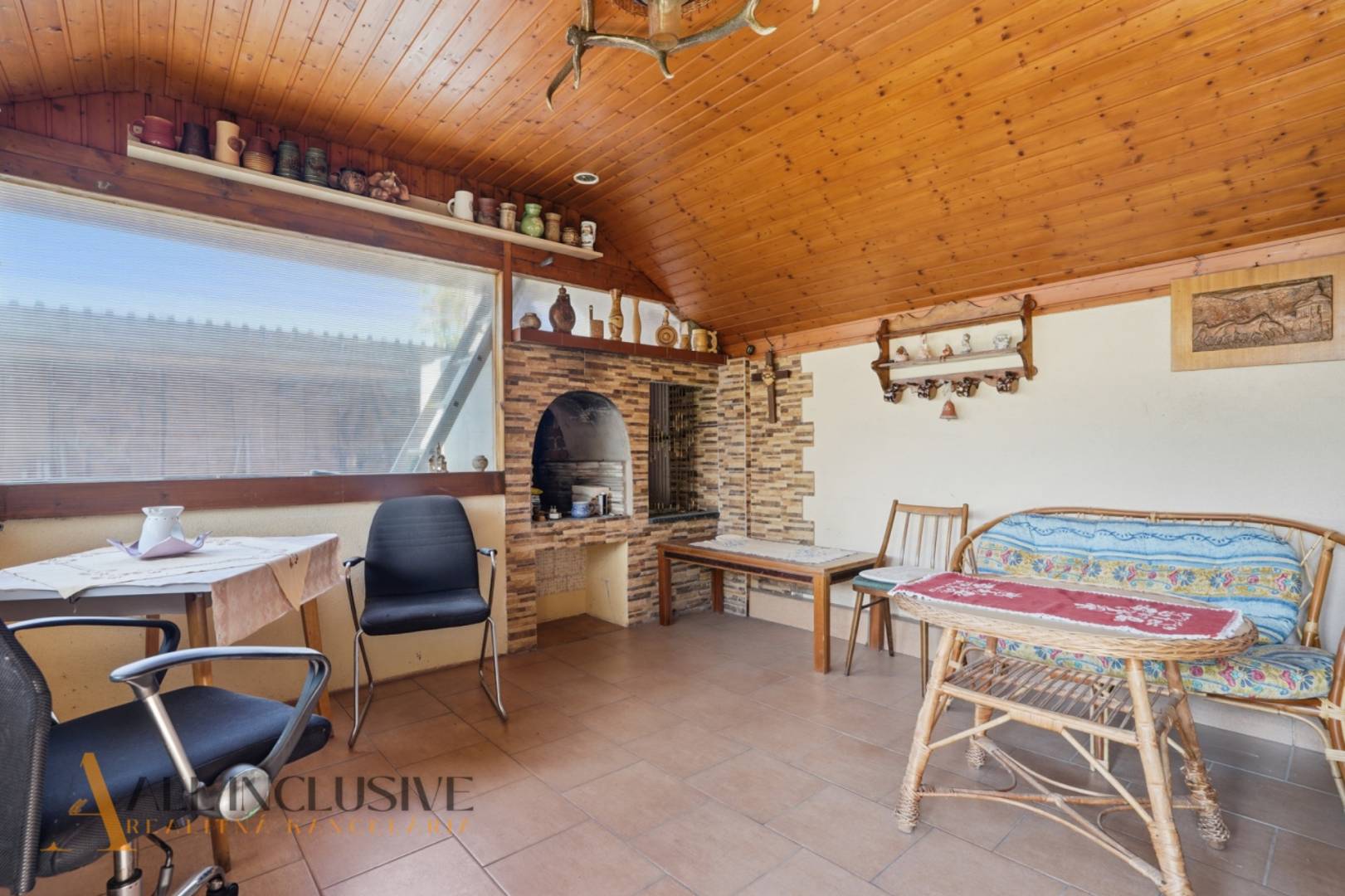 External property image