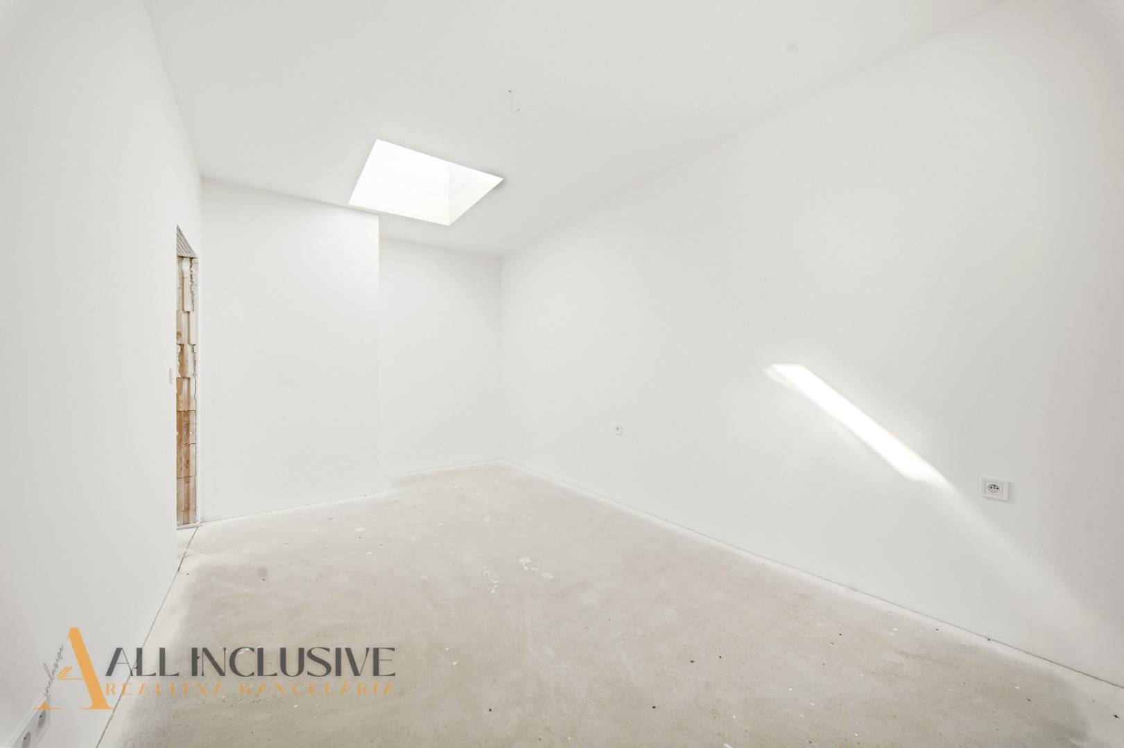 External property image