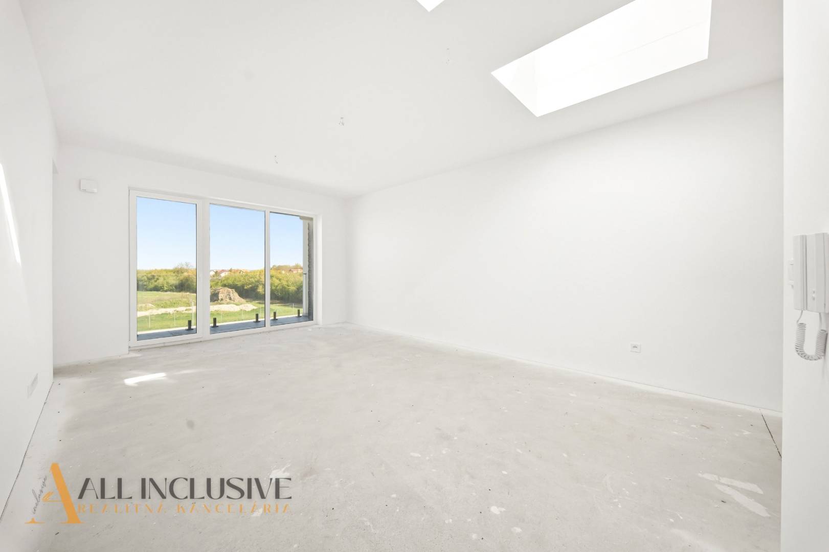 External property image