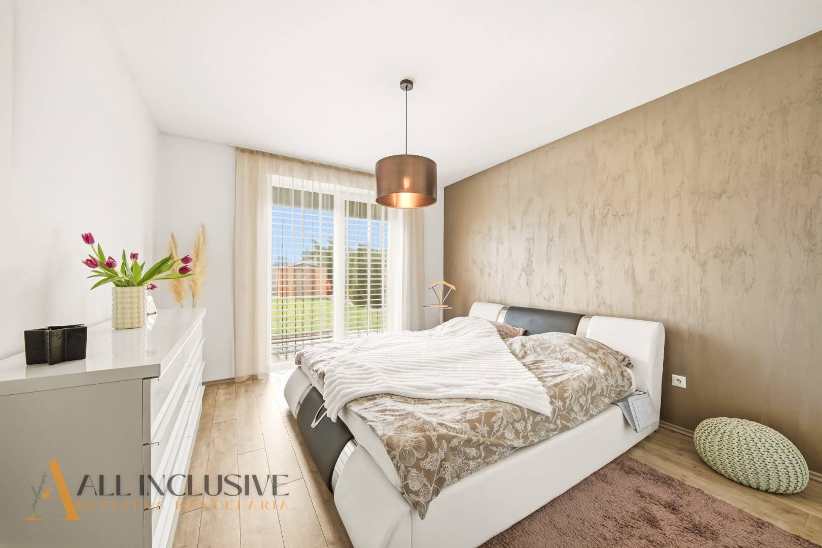 External property image