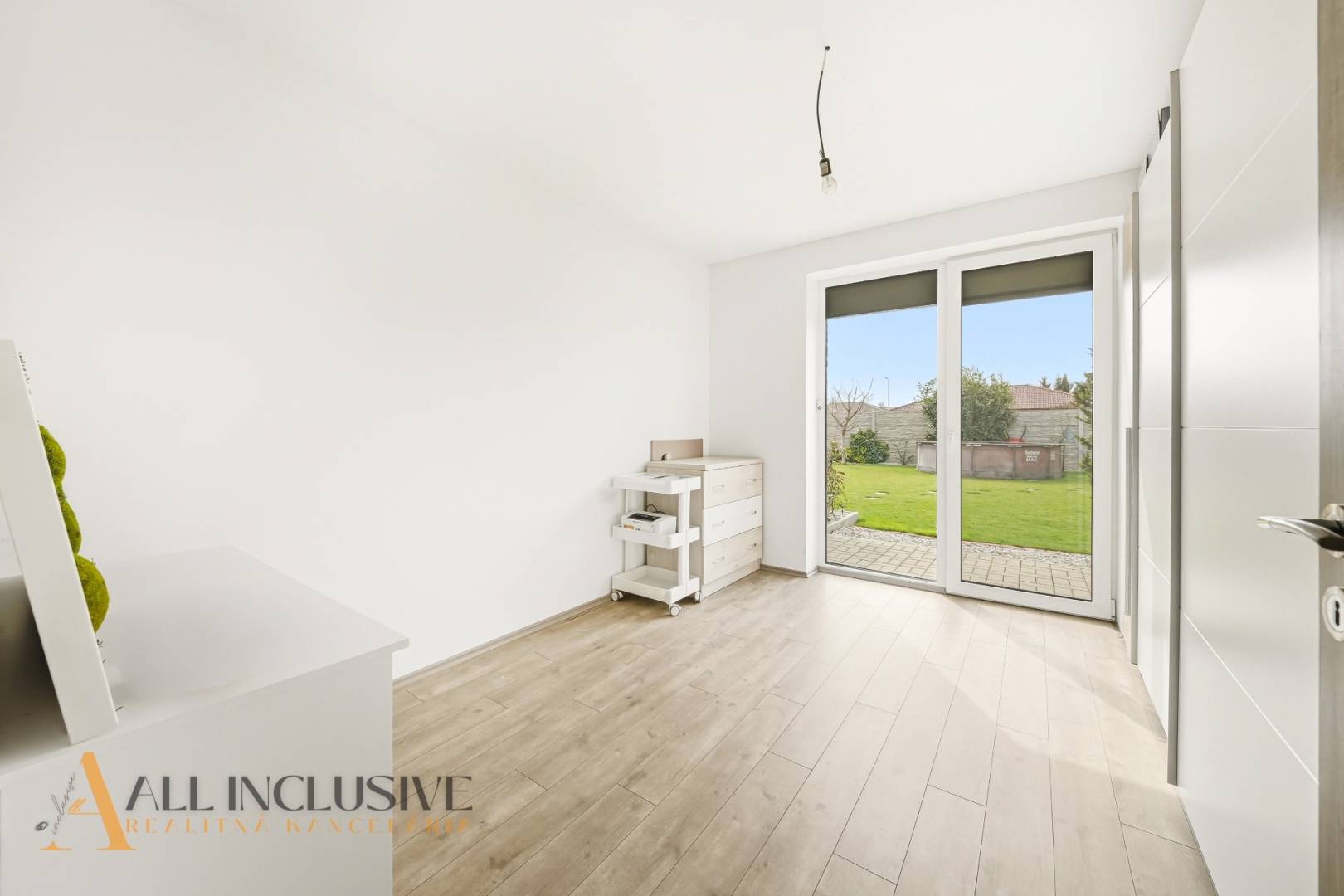 External property image