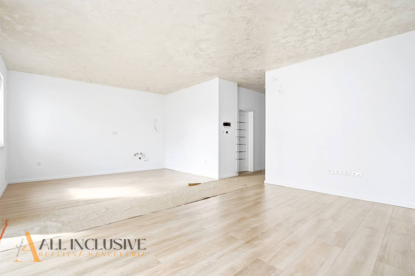 External property image