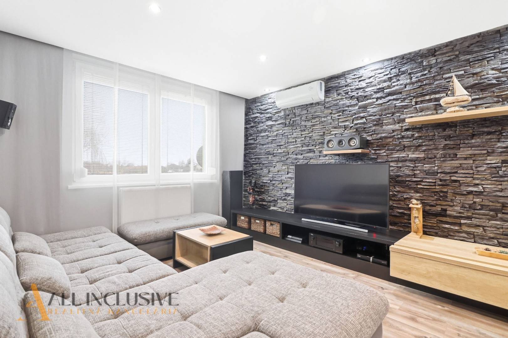 External property image