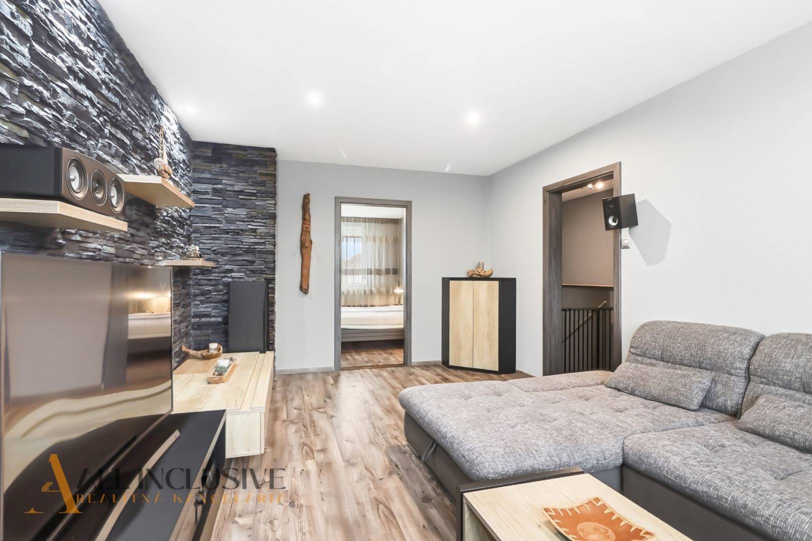 External property image