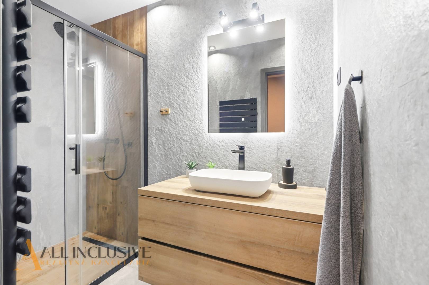 External property image