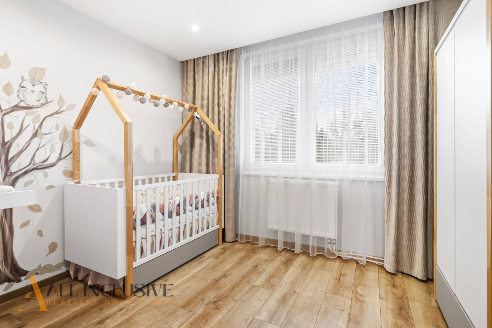 External property image