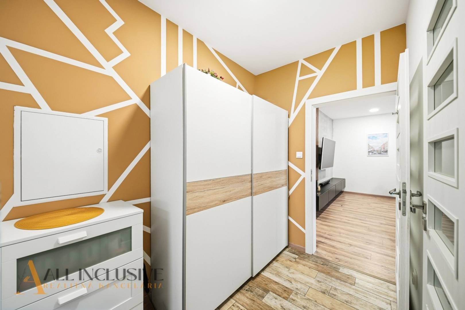 External property image