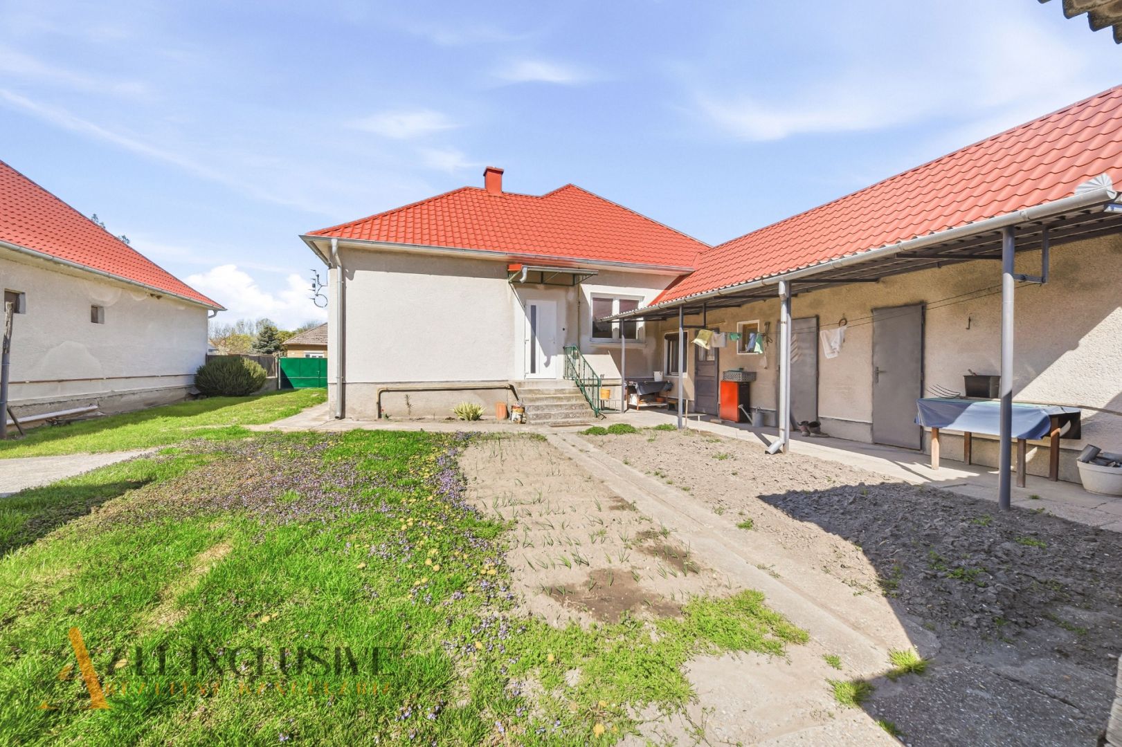 External property image