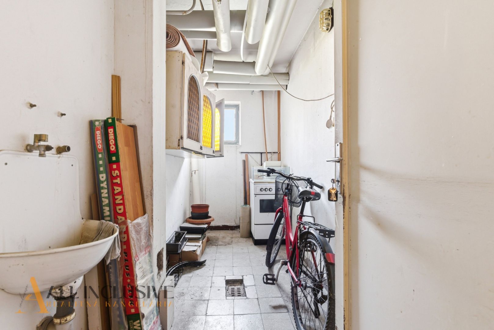 External property image