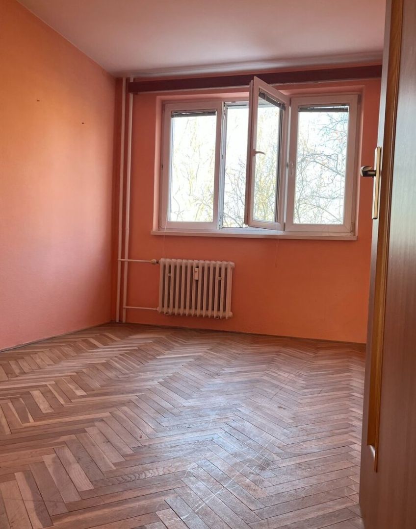 3 izb. byt v zelenej časti Ružinova (pri OC Retro)- na skok do centra