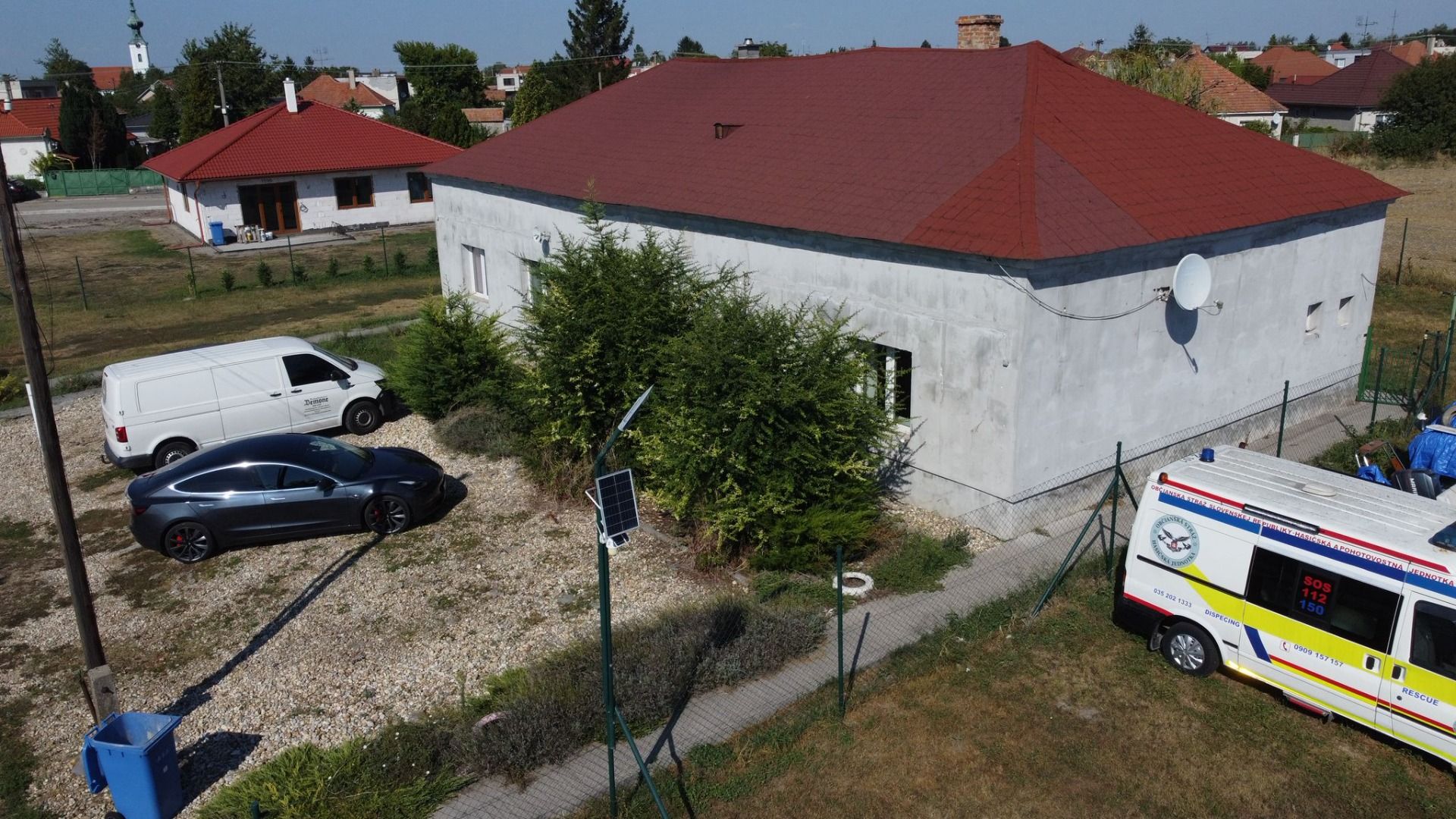 External property image