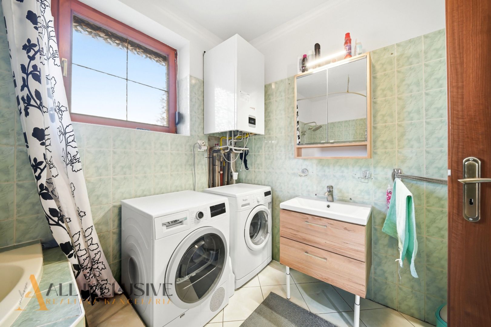 External property image