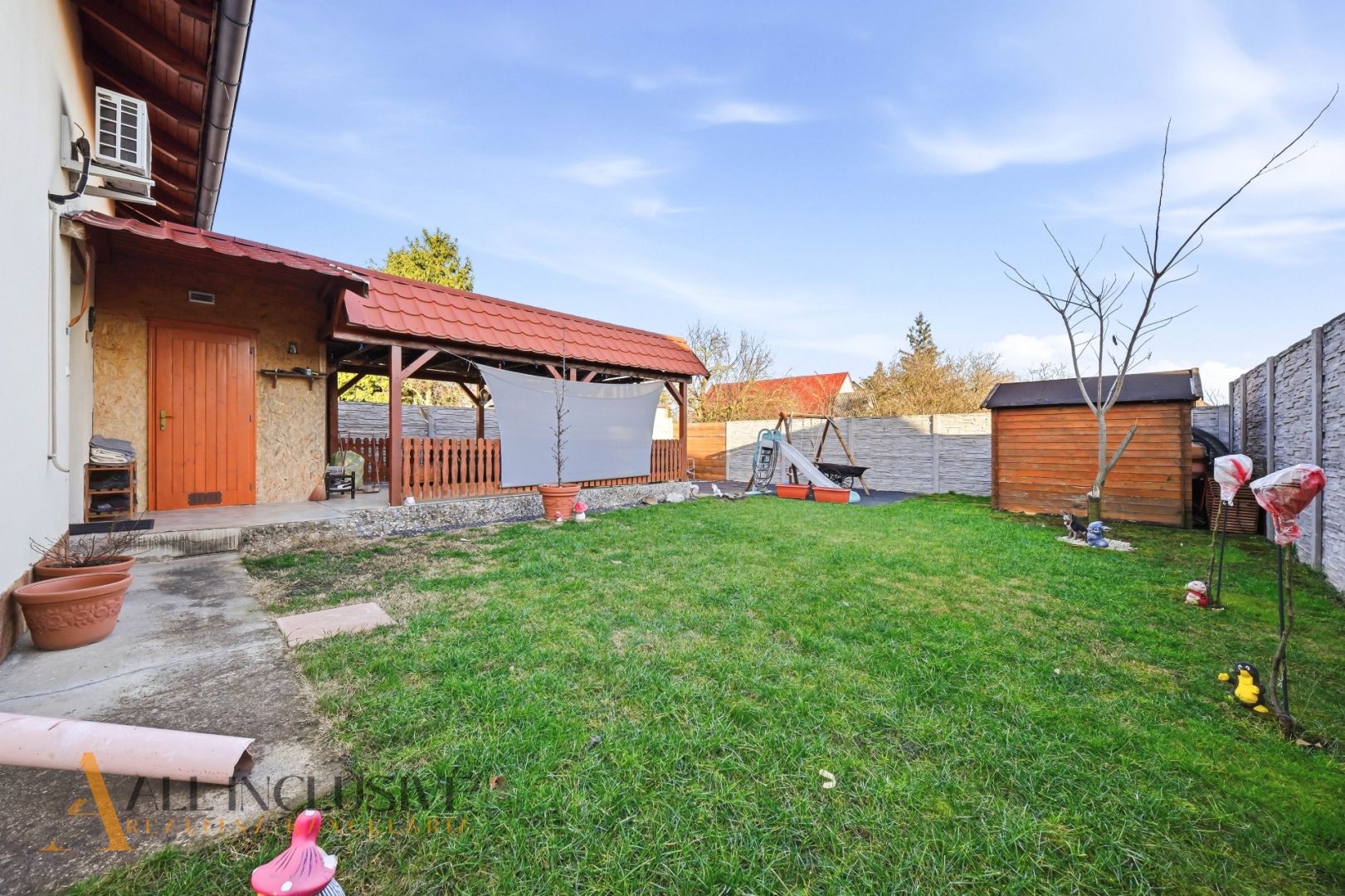 External property image