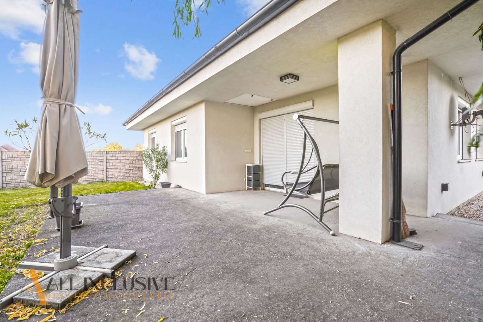 External property image