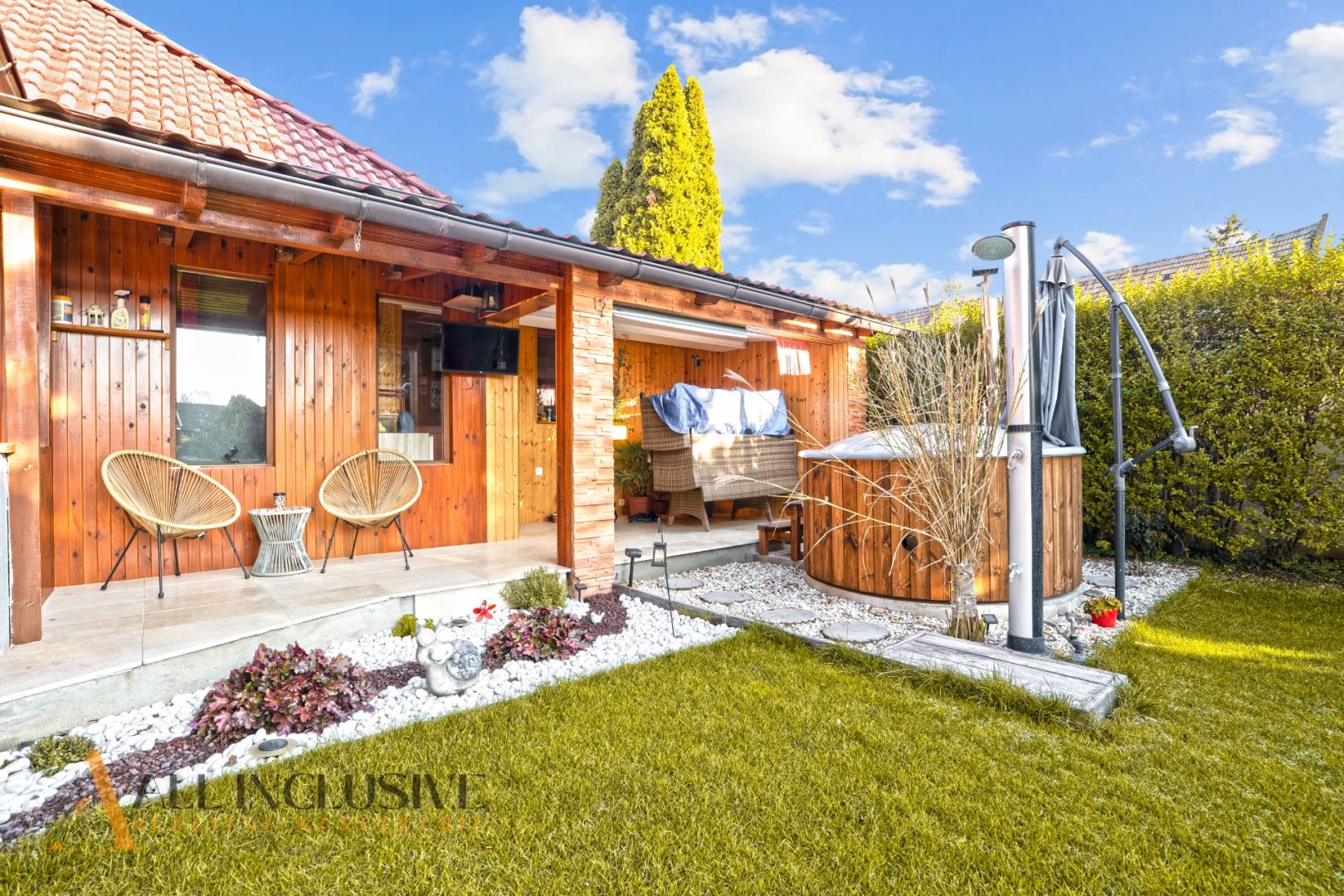 External property image