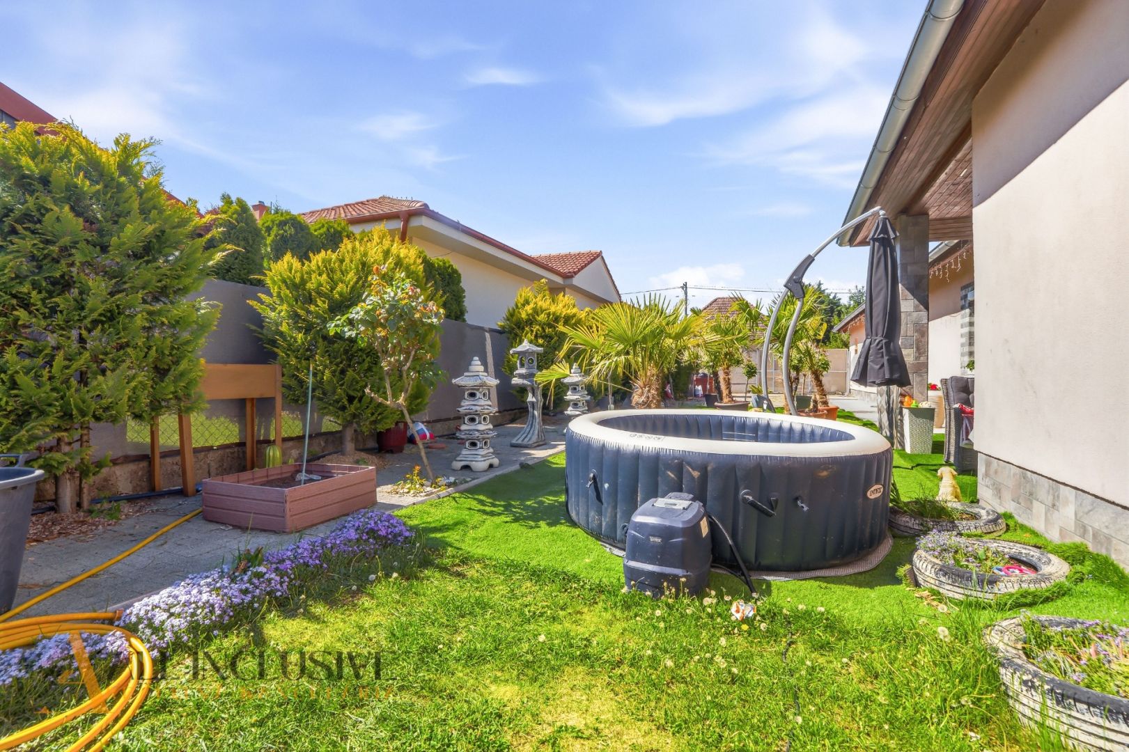 External property image