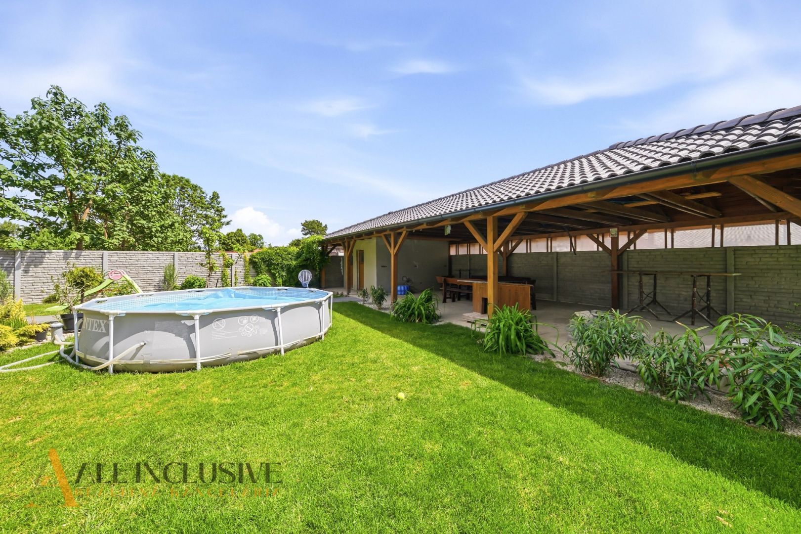External property image