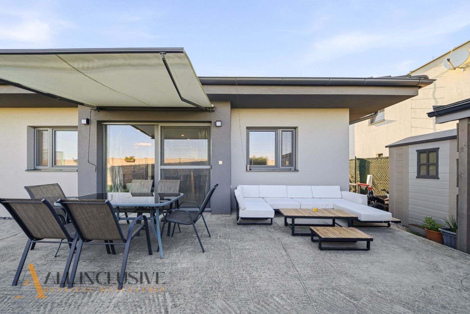 External property image