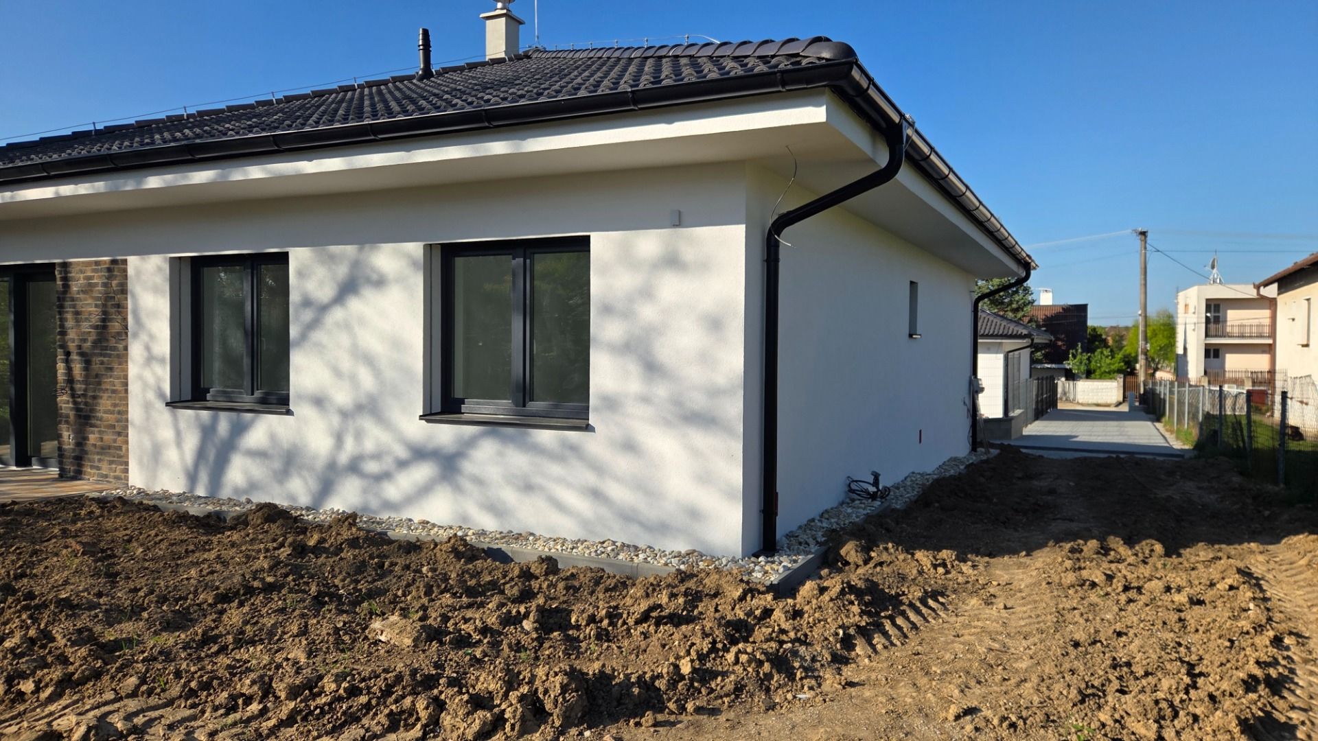 Bungalov v centre obce Cabaj v štandarde, Wágnerova ulica, Dom č.2