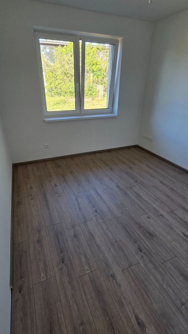 Bungalov v centre obce Cabaj v štandarde, Wágnerova ulica, Dom č.2