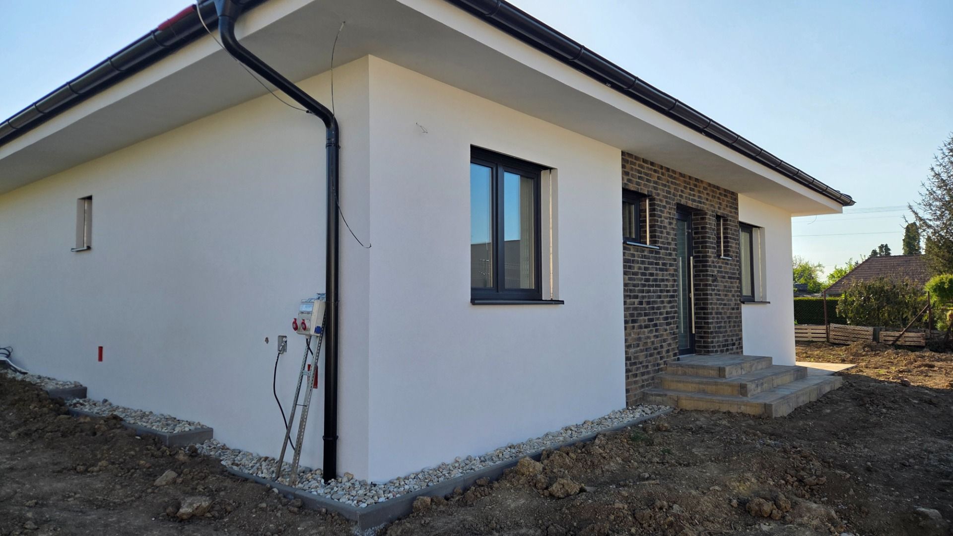 Bungalov v centre obce Cabaj v štandarde, Wágnerova ulica, Dom č.2