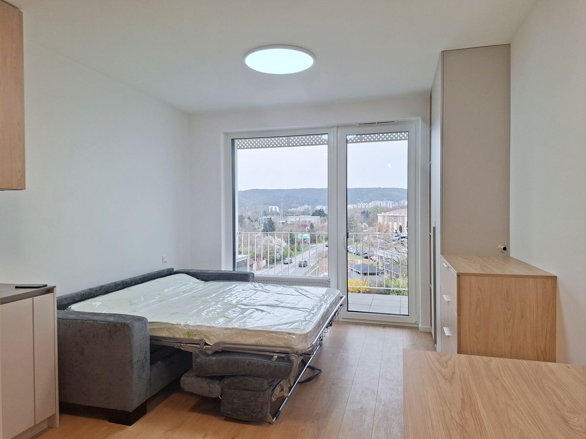 PRENÁJOM – V novostavbe AGÁTY 1 izbový byt s parkovacím státím v BA