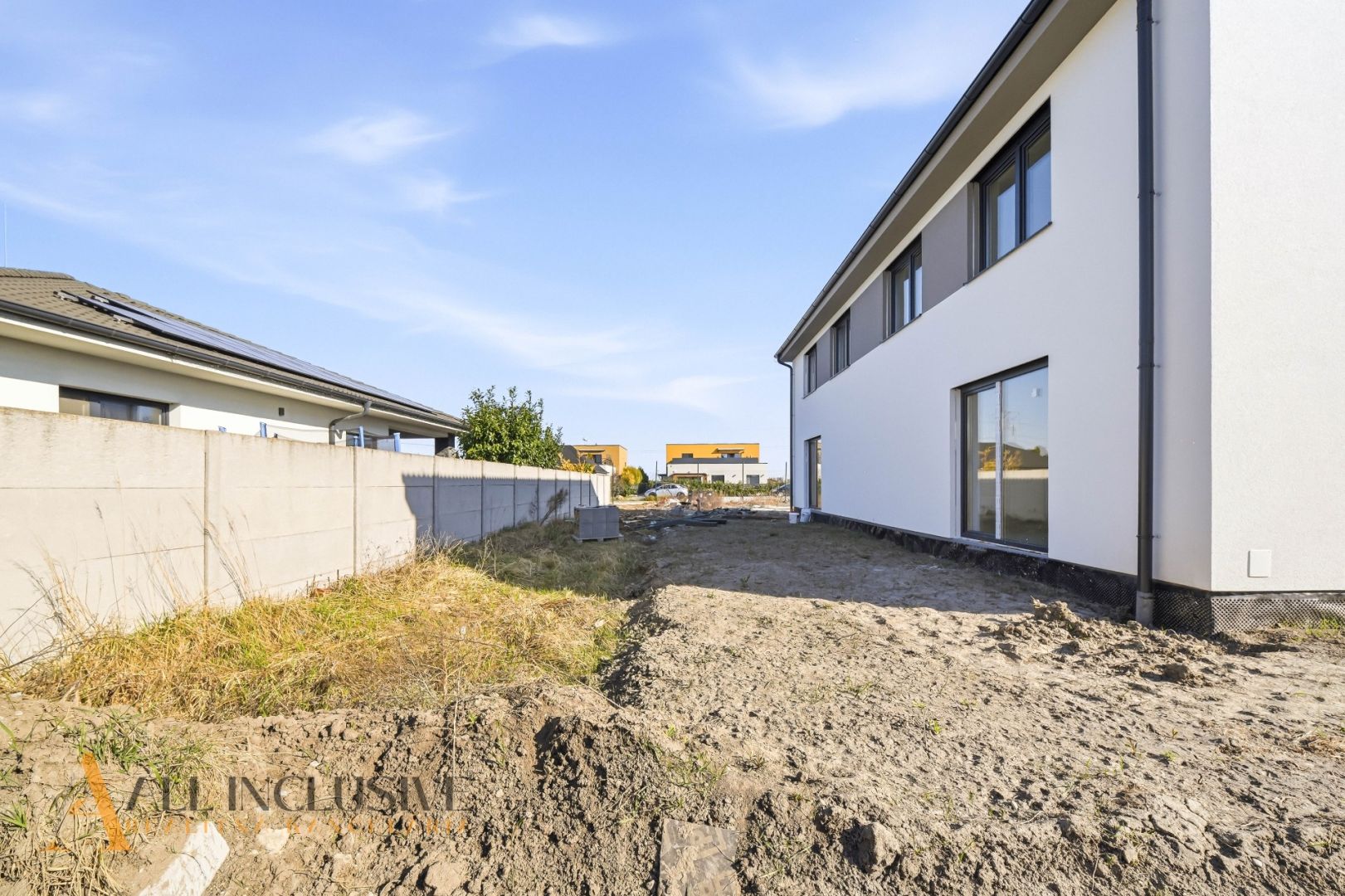 External property image
