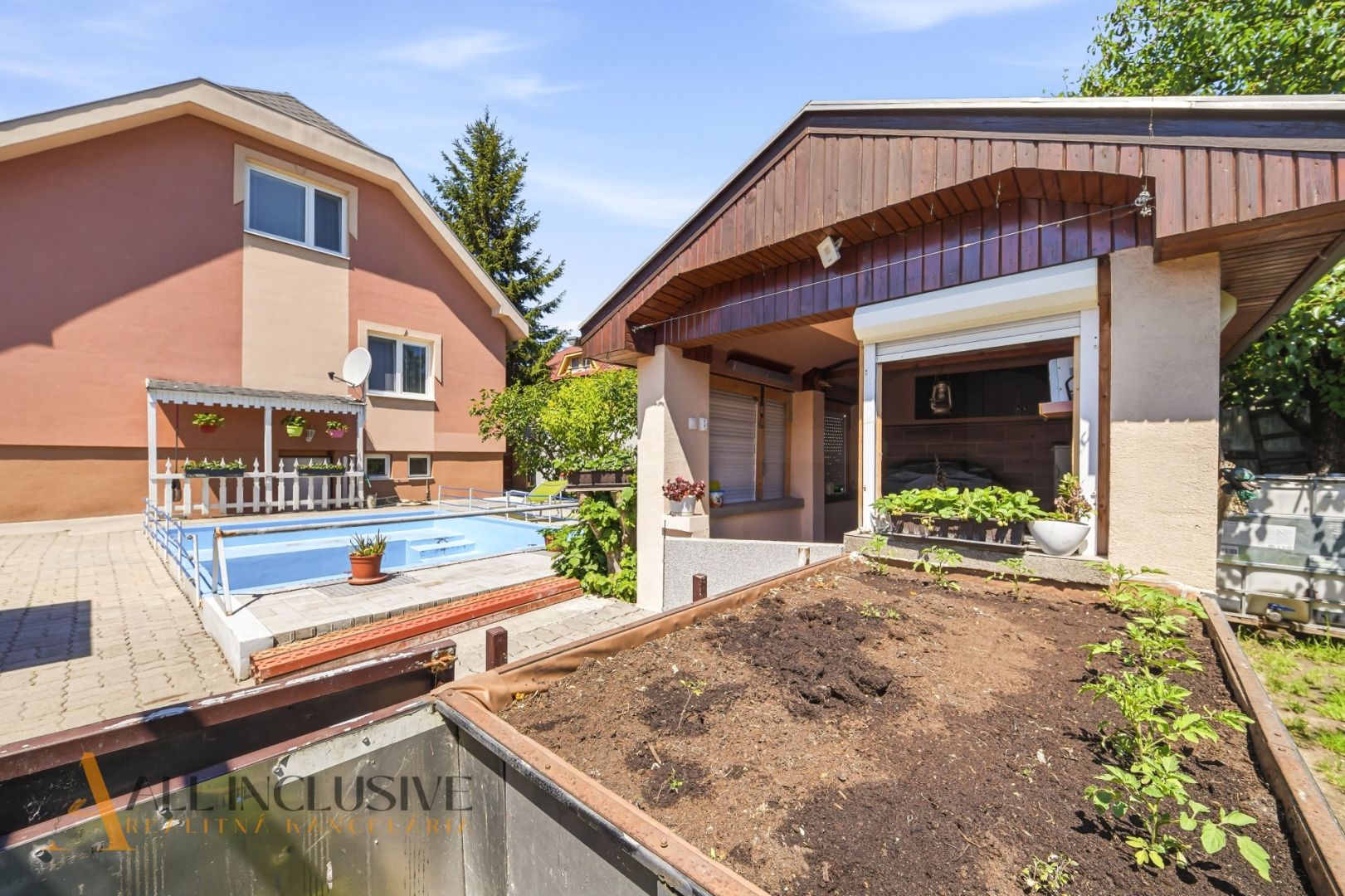 External property image