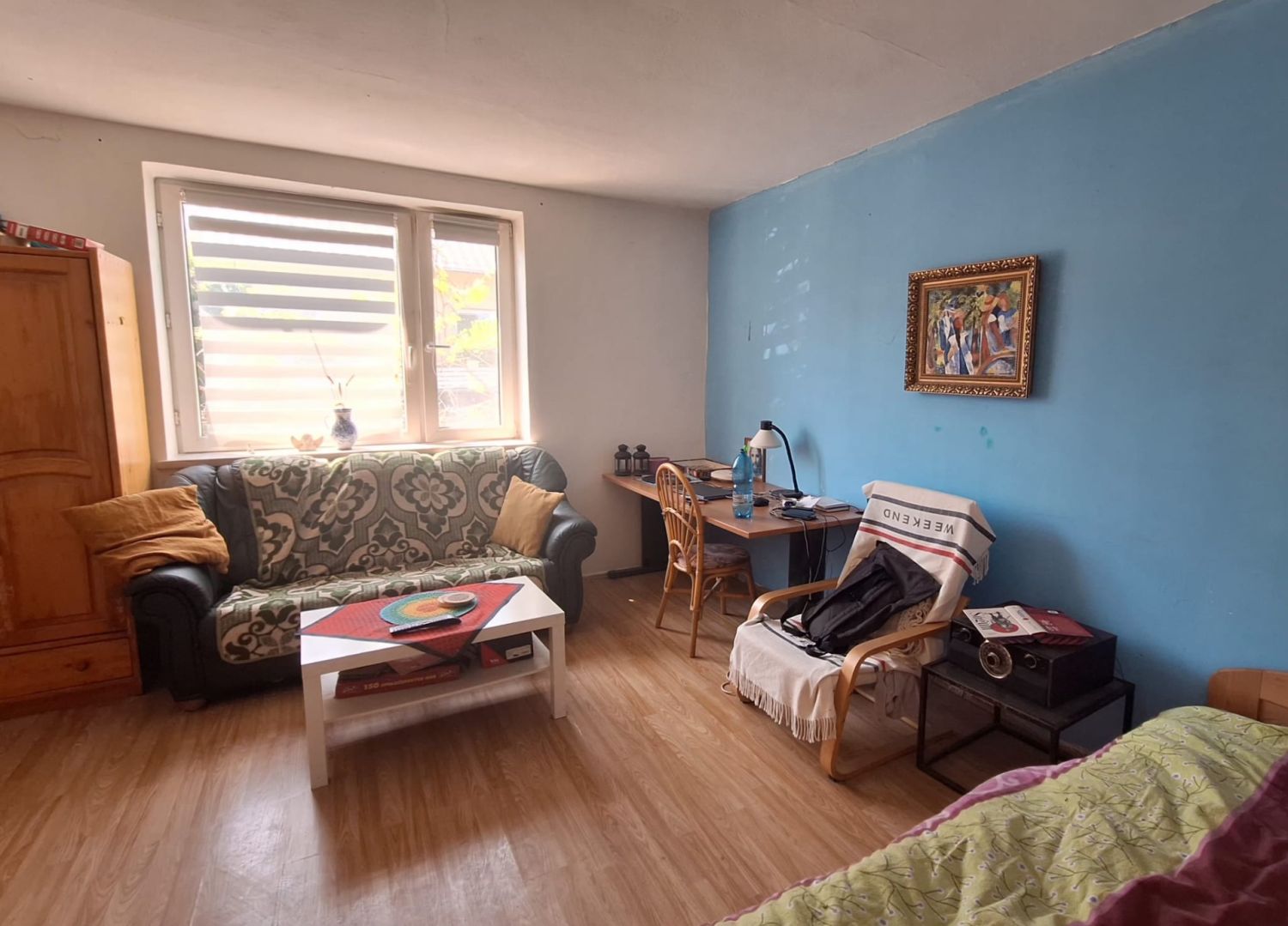 External property image