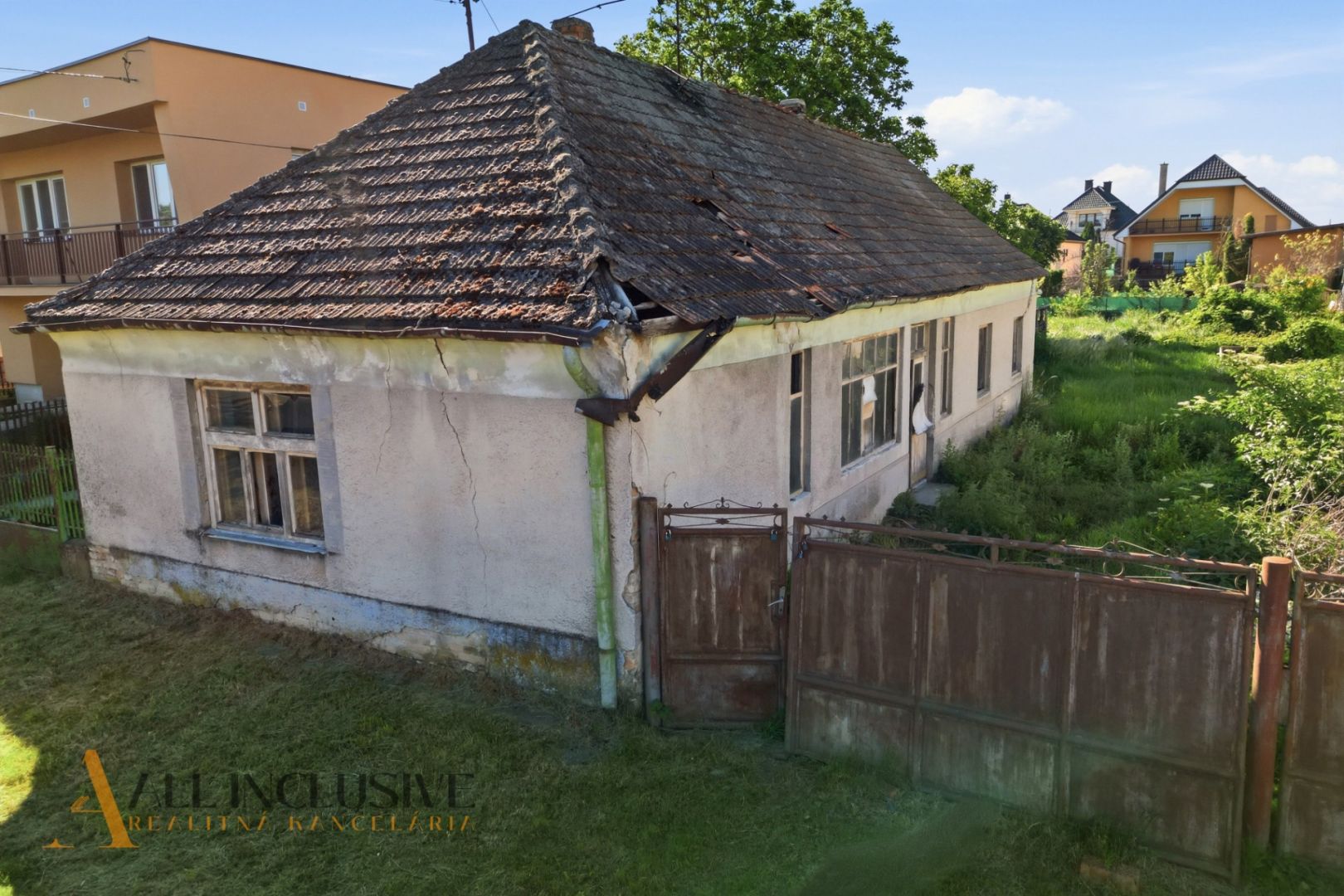 External property image