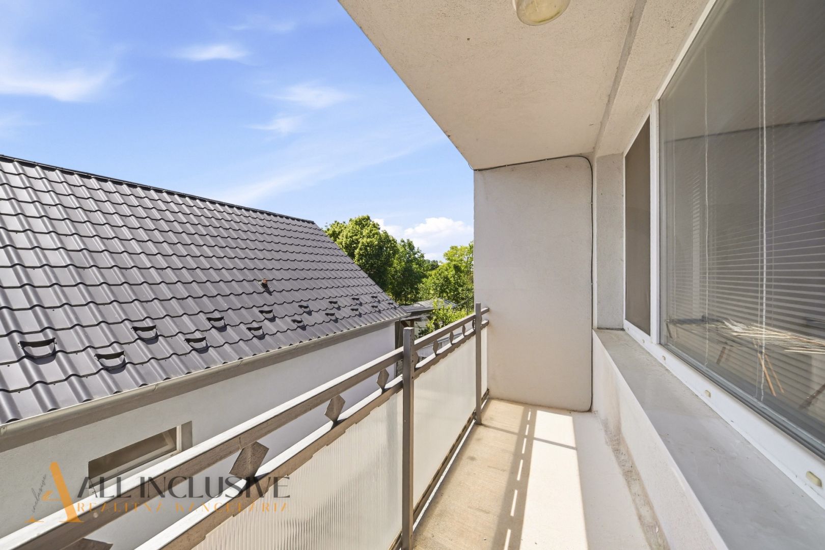 External property image